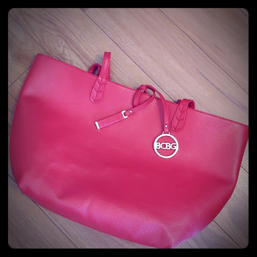 Beautiful reversible BCBG bag